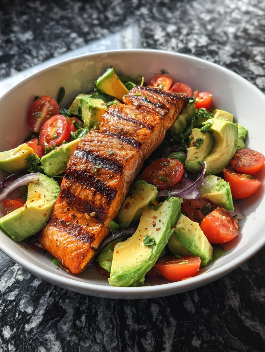 Fresh grilled salmon paired with creamy avocado salad—nutritious, flavorful, and ready in minutes. Here are 5 reasons to love it!